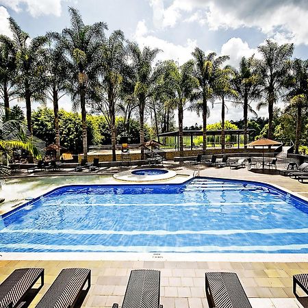 Movich Hotel Las Lomas Rionegro Exterior foto Club House