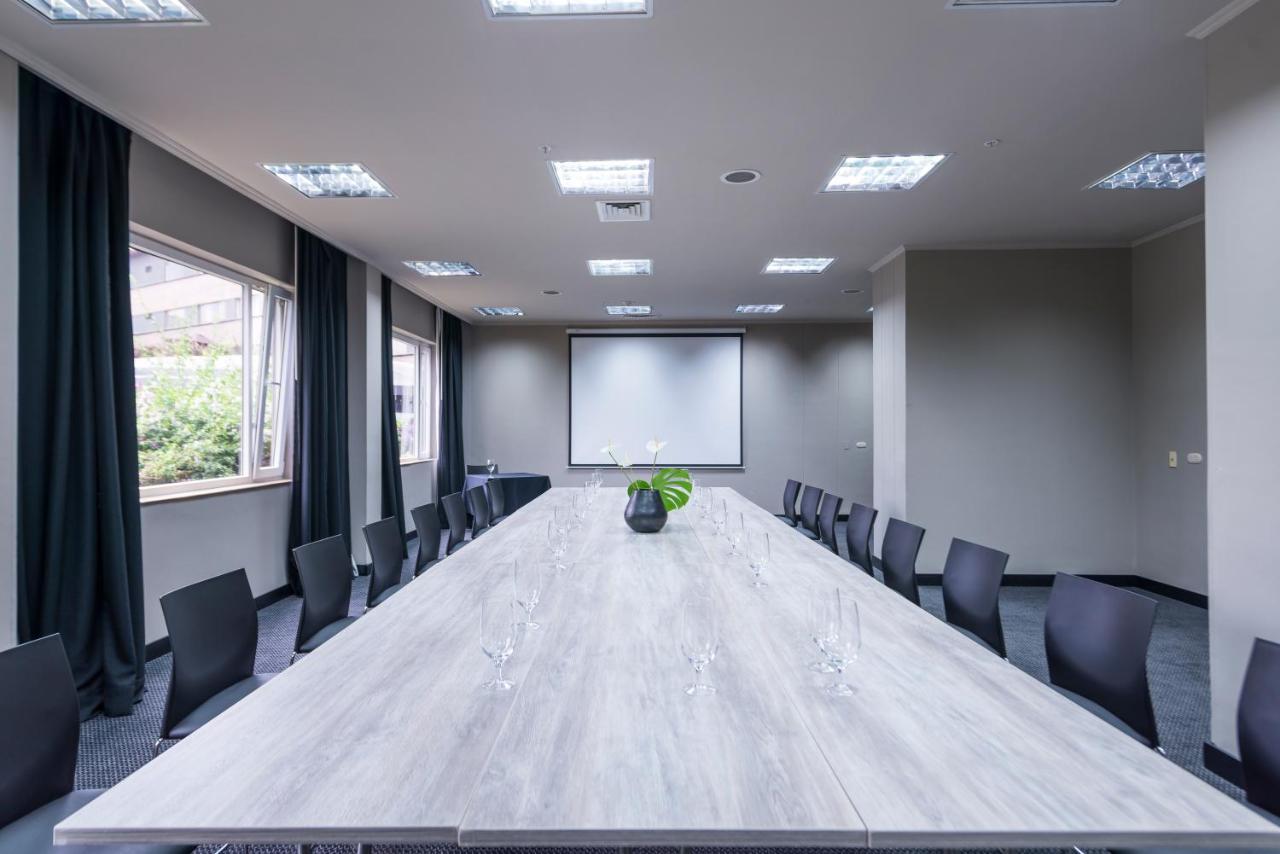 Movich Hotel Las Lomas Rionegro Exterior foto Meeting room