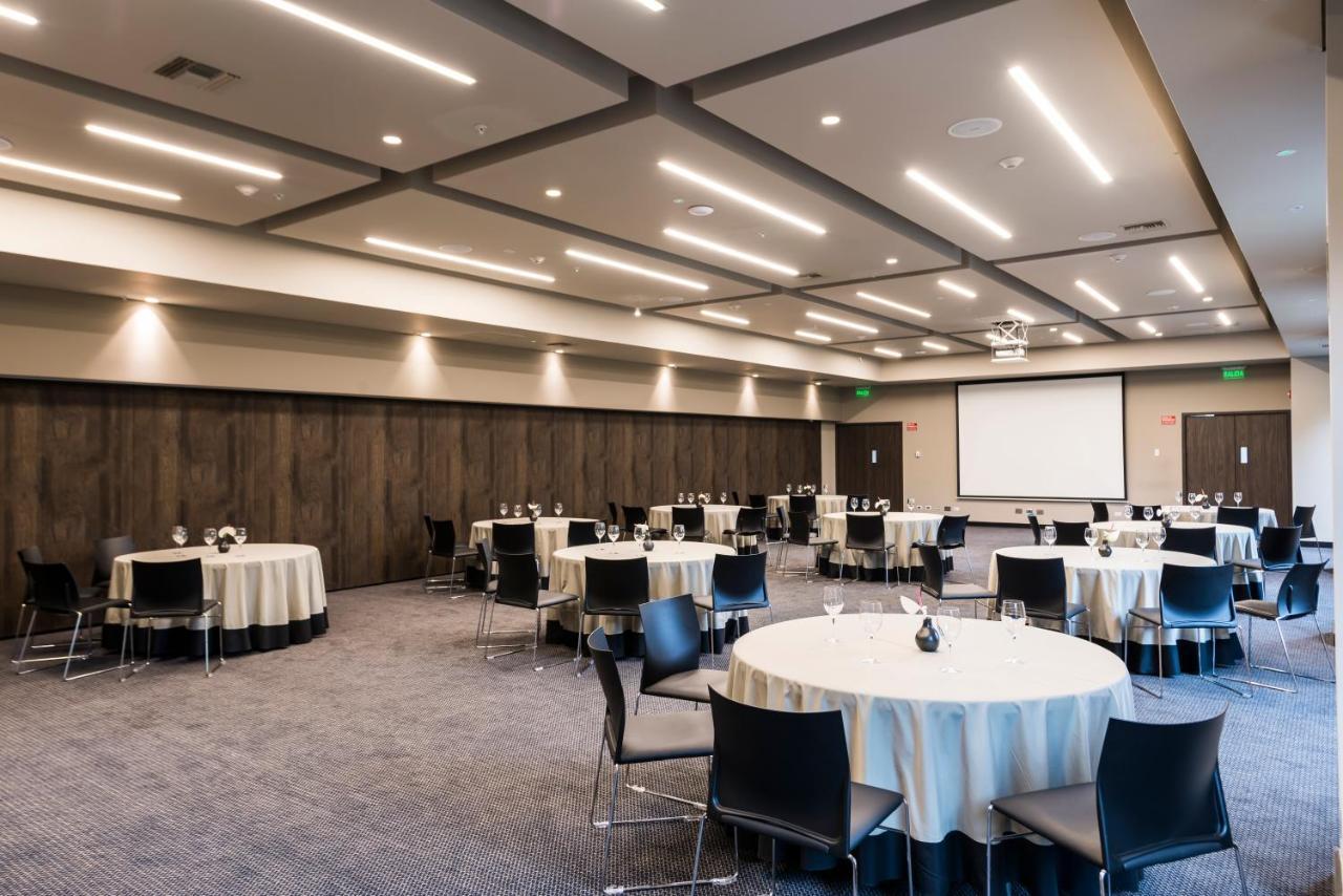 Movich Hotel Las Lomas Rionegro Exterior foto Meeting room